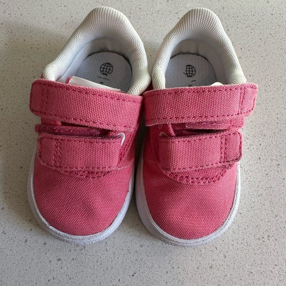 Adidas pink samba for infant/toddler size 4